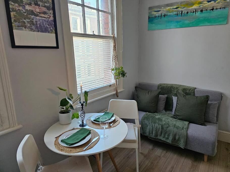 Beautiful And Spacious Flat London Exteriör bild